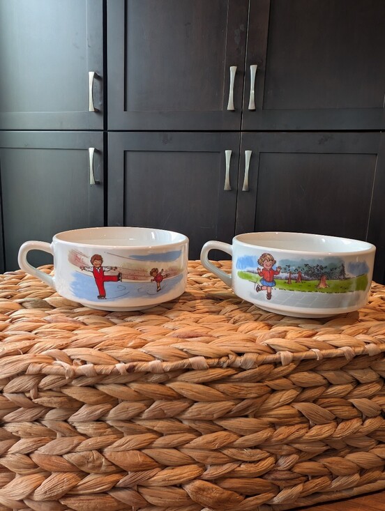Campbell'S Other - Vintage Campbell's Soup Kids Promotional Bowl Mugs (2)Hopscotch & Ice Skating